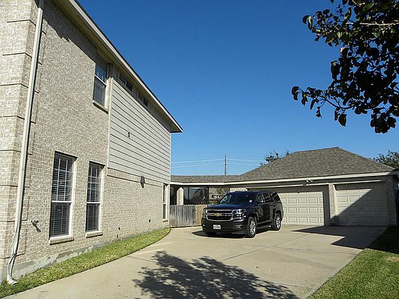3rd image of 25902 Shady Dawn Ln