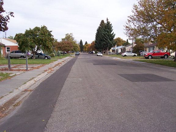 3rd image of 450 Holbrook Dr