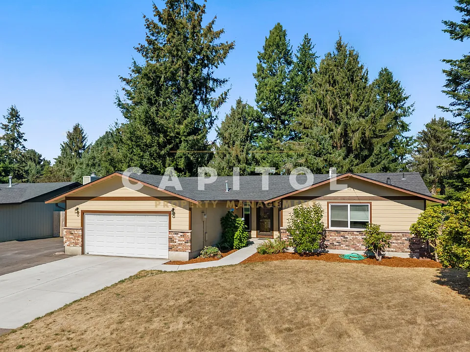 6417 Congressional Dr SE