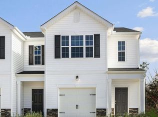 204 Starlight St, Sanford, NC 27330