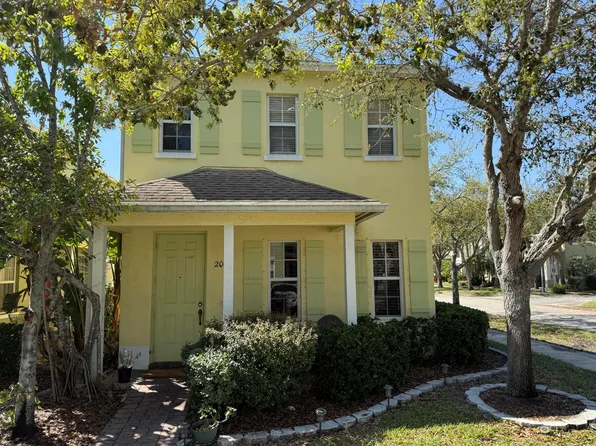 2000 SE Avon Park Drive SE, Port St Lucie, FL 34952