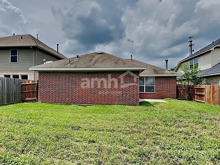 8723 Rollick Dr — Photo 17