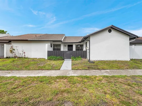 5306 Marlwood Ct, Tampa, FL 33624