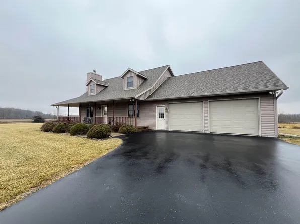 N5093 S Farmington Rd, Helenville, WI 53137