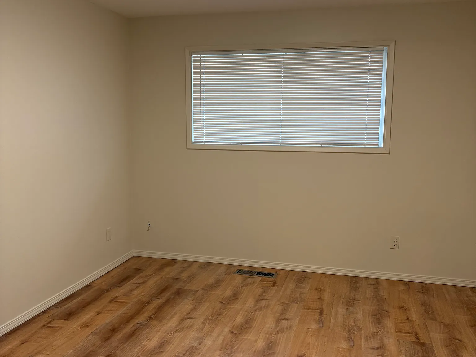 1 bed, 750 sqft, $1,100 — Photo 4