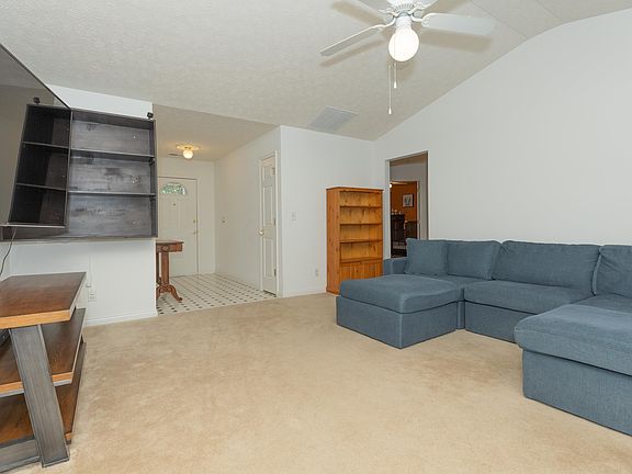 2nd image of 9930 Clippinger Rd