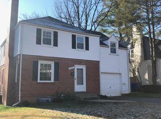 5904 Greenlawn Dr, Bethesda, MD
