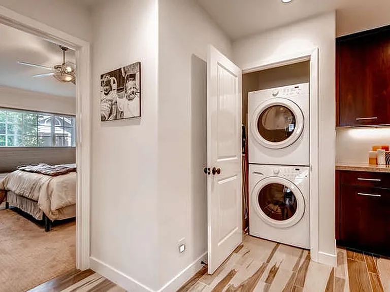 400 N Myers St N #24 — Photo 10