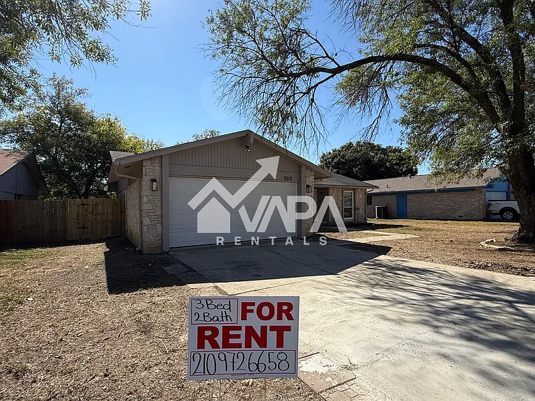 9318 Adams Hill Dr — Photo 2
