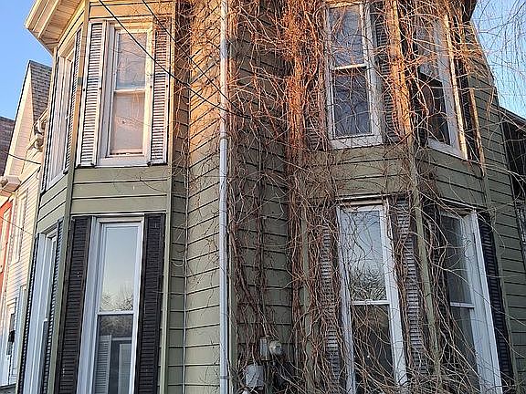 3rd image of 440 N 4th St