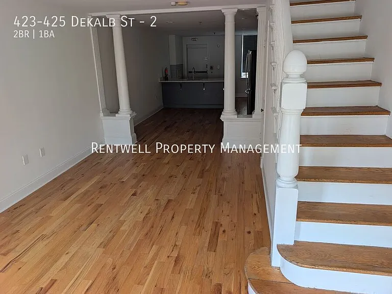 423-425 Dekalb St #2 — Photo 4
