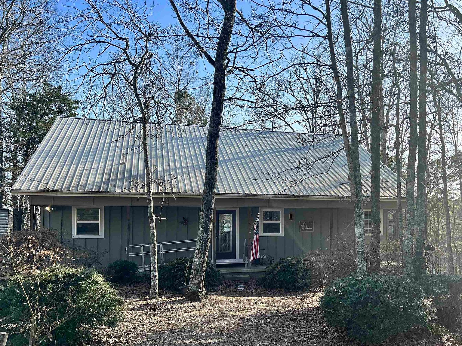 439 Cherokee Cir, Greers Ferry, AR 72067 MLS 23006299 Zillow