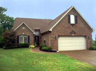 1700 Sanctuary Dr, Owensboro, KY 42303