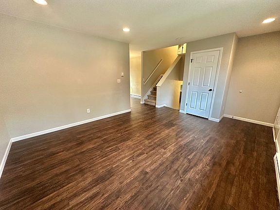 4th image of 2813 Adobe Dr