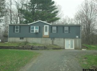 182 Paradise Point Rd, Mayfield, NY 12117