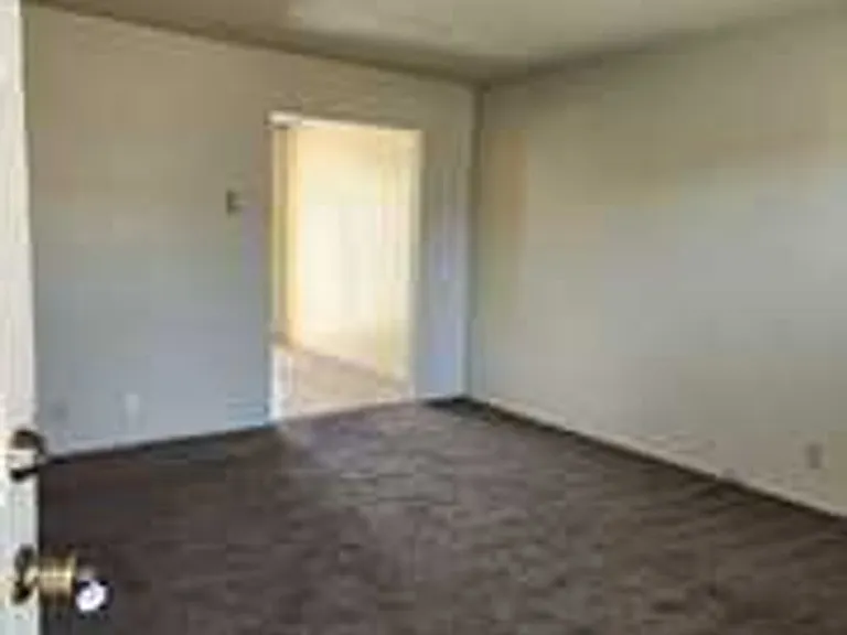 1914 Celeste Ct — Photo 3