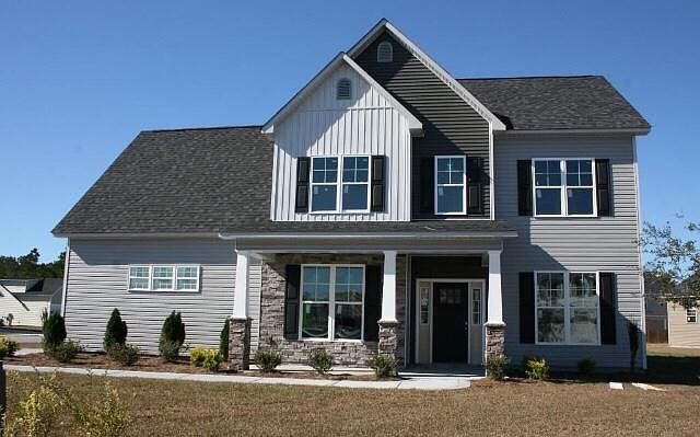 2nd image of 100 Stonecroft Ln