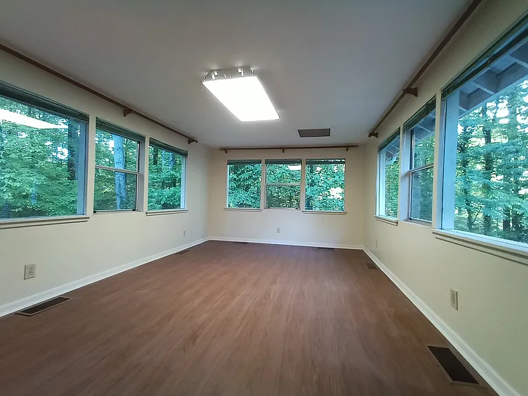 3982 Admiral Dr — Photo 10