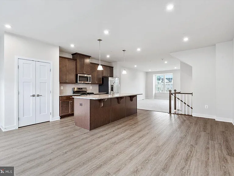 1795 Atlas Dr — Photo 10