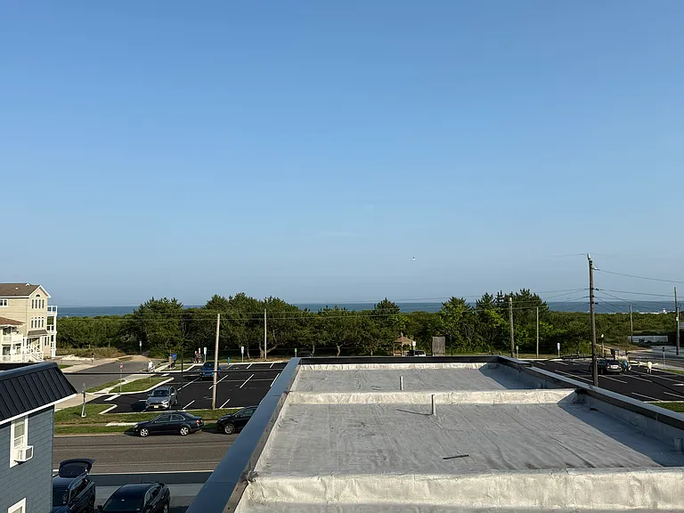 3401 Ocean Ave #9 — Photo 14