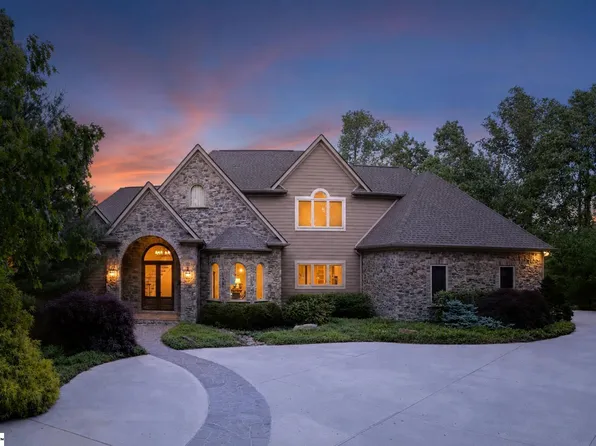 39 The Cliffs Pkwy, Landrum, SC 29356