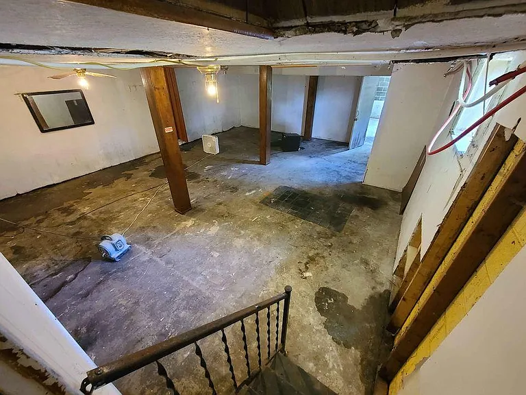 182 Delp St — Photo 36