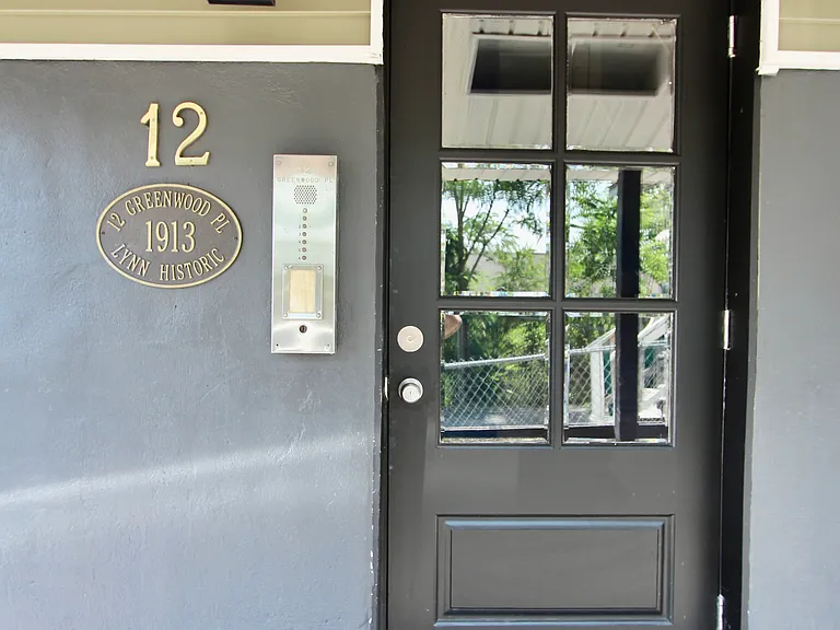 12 Greenwood Pl #2 — Photo 9