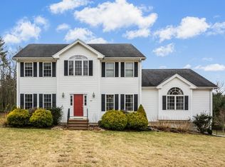 160 Forsythe Farm Rd, Northbridge, MA 01534