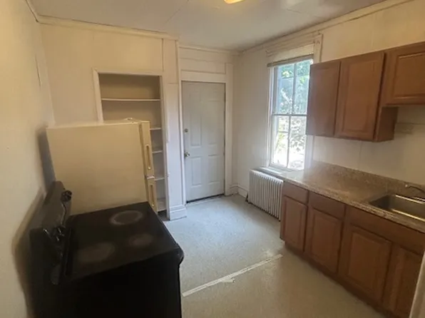 23 W Jackson St APT 2, York, PA 17401