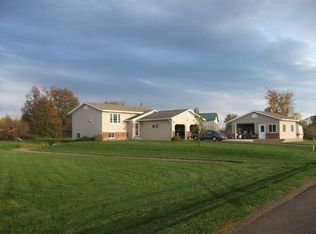 8863 253rd St, Cadott, WI 54727