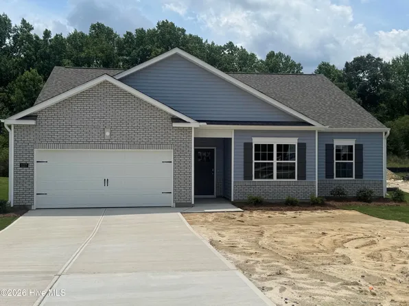 816 Fernwind Circle, Aberdeen, NC 28315