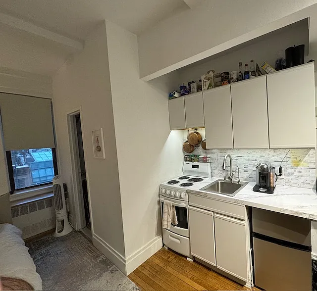 Building Photo - 157 E 72nd St #7K