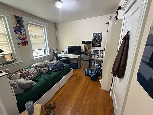 31 Saint Lukes Rd #7 Photo 1