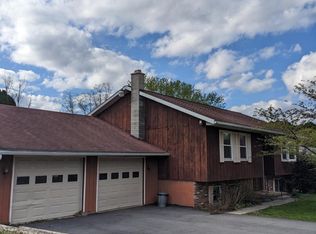 45 Cherokee Ln, Williamsport, PA 17701