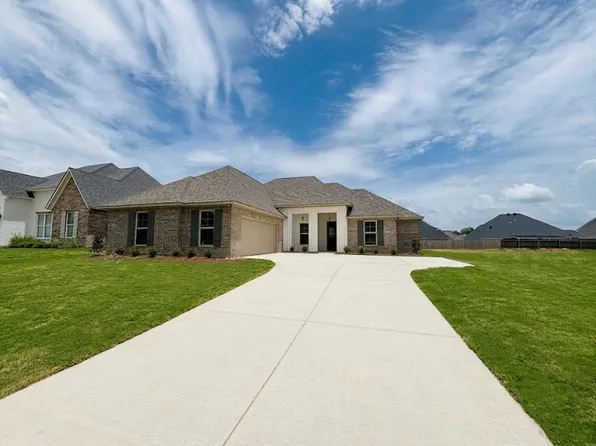 209 Woodcrest Dr, Stonewall, LA 71078