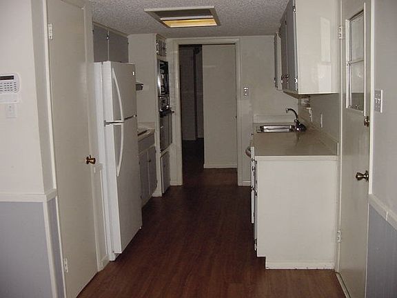 4th image of 705 Greenland Way