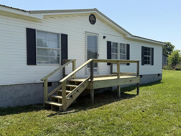 2nd image of 1141 Tasso Ln NE