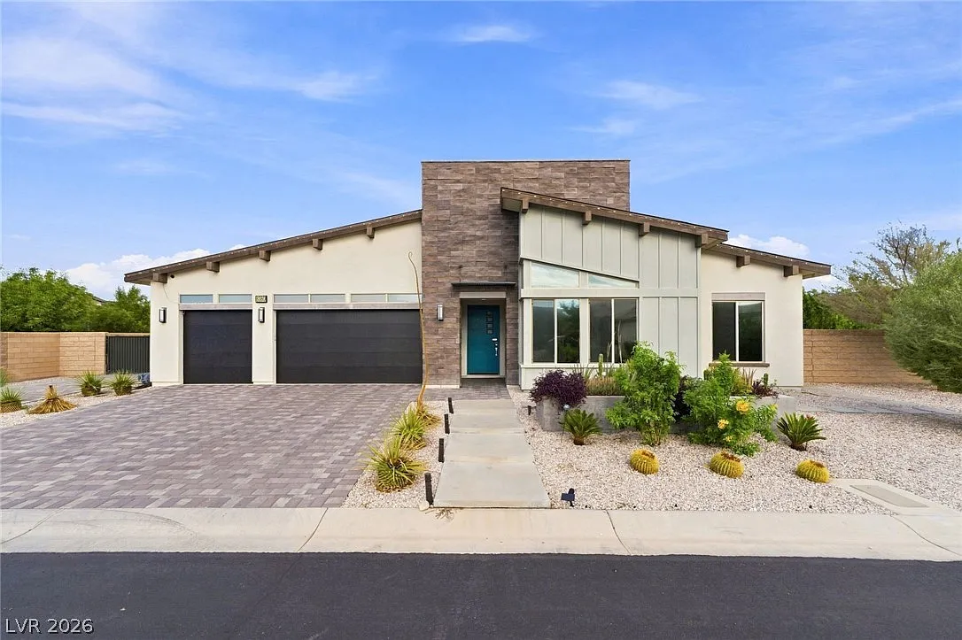 3 bed, 3.5 bath, 3064 sqft, $6,000 — Photo 1