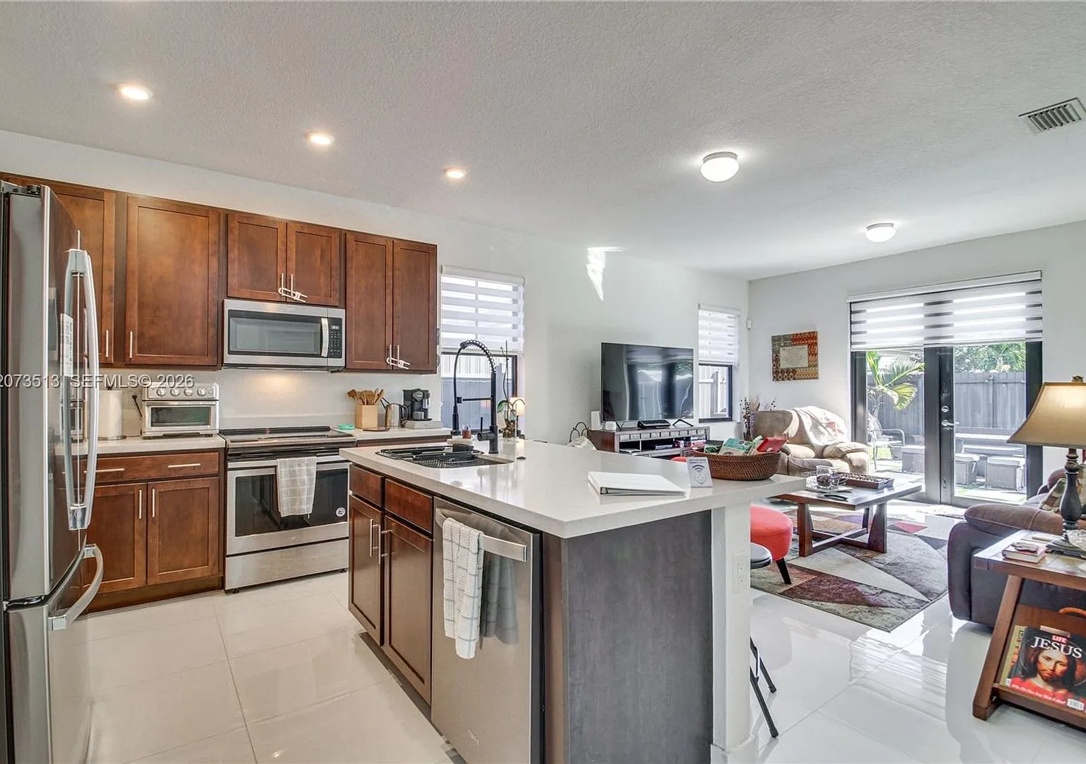 3751 SW 97th Avenue, Miami, FL 33165 - 4039 — Photo 2