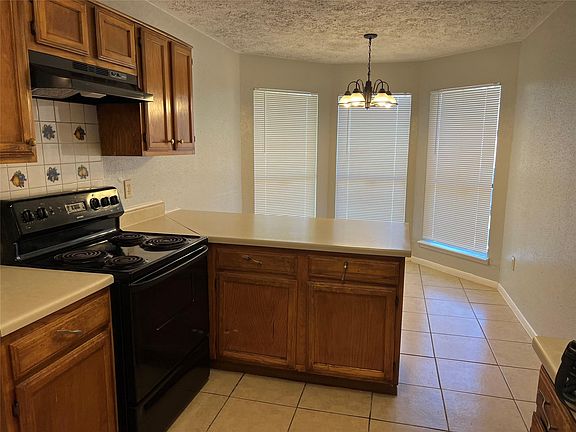 5th image of 12827 Hill Branch Dr