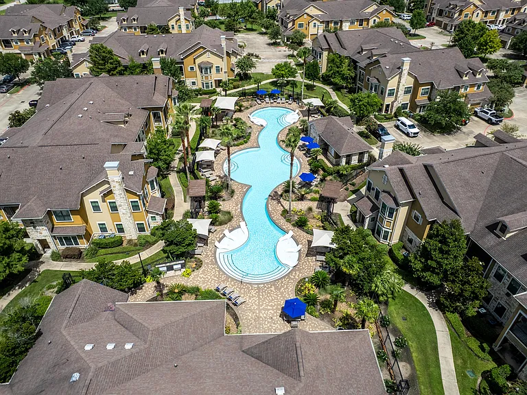 Avenues at Tuscan Lakes — Photo 60