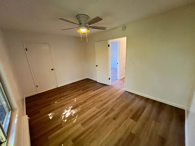 The Clairmont — Photo 21