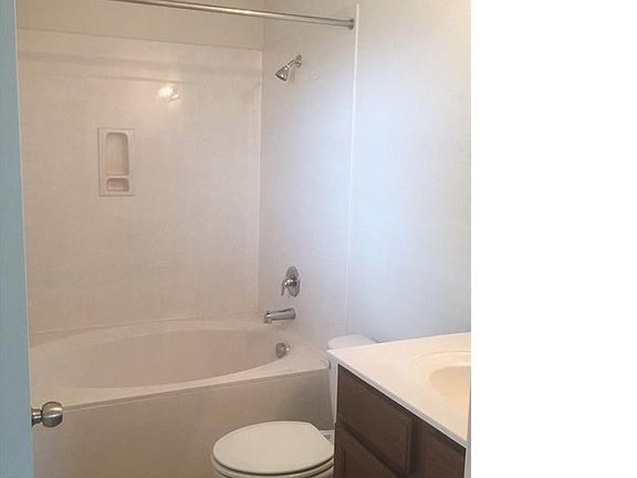 4th image of 208 Kingfisher Ln