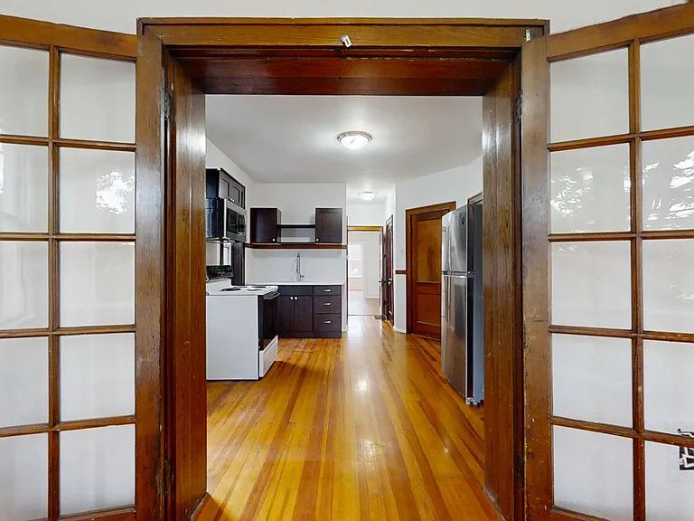 3704 Fairview Ave #2W — Photo 23