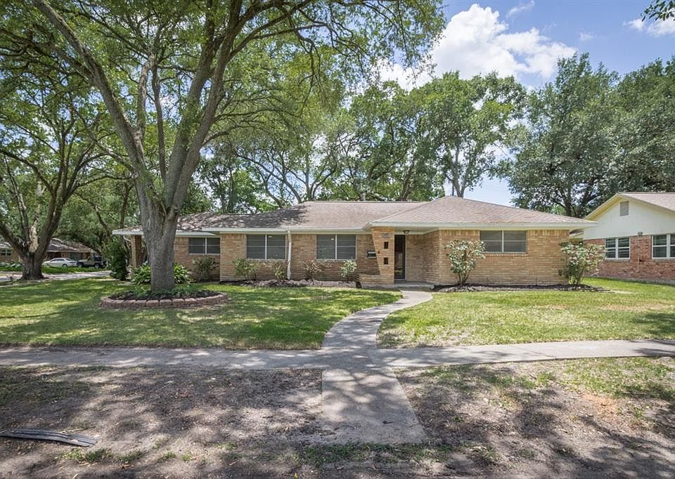 1st image of 5435 Briarbend Dr