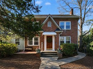 207 Hillcrest Ave, Fayetteville, NC 28305