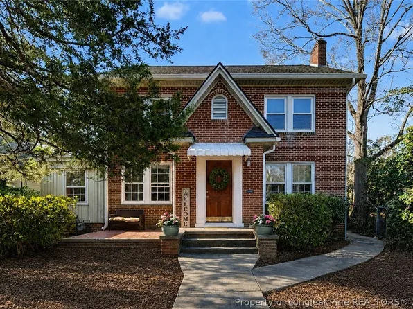 207 Hillcrest Ave, Fayetteville, NC 28305