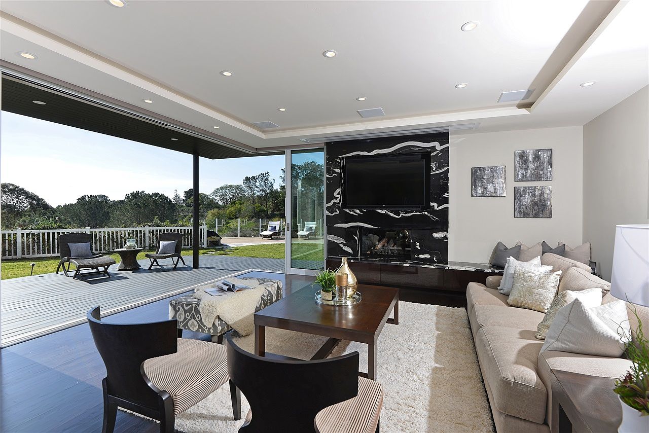 6162 La Pintura Dr, La Jolla, CA 92037 | Zillow