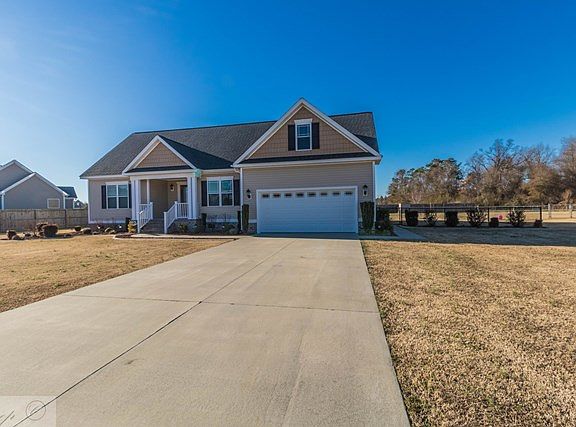 3rd image of 205 Willowbrook Dr