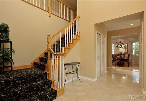 3rd image of 21 Chambers Dr